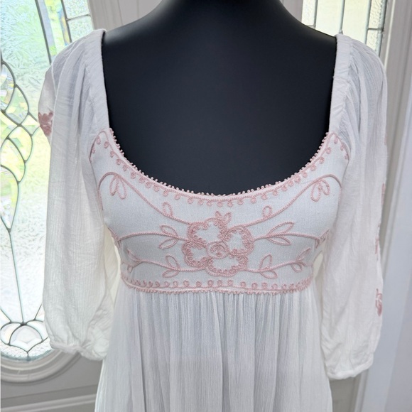 Free People White Embroidered Maxi Dress Size M Boho Prairie Cottagecore - Picture 3 of 9